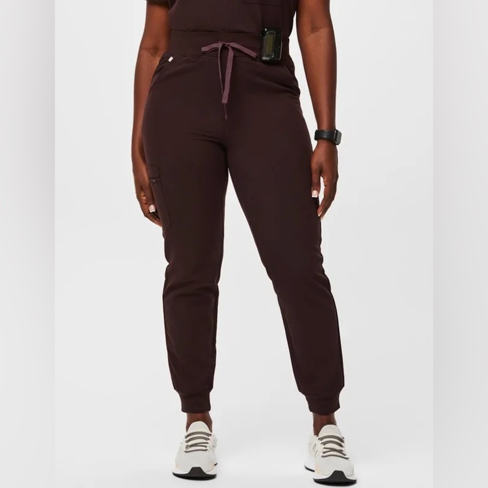 Figs Espresso Color High waisted Zamora scrub pants!